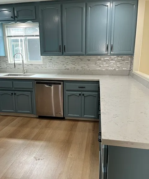 Additional pictures of the kitchen
