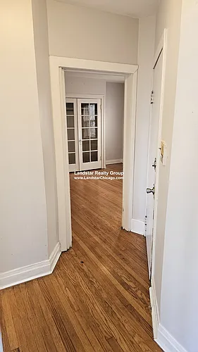 4409 N Kenneth Ave #3A Photo 1 4409 N Kenneth Ave #3A Photo 1