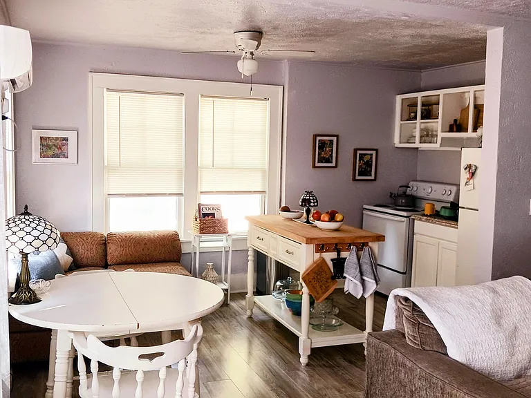 626 Chautauqua Ave #2 — Photo 1