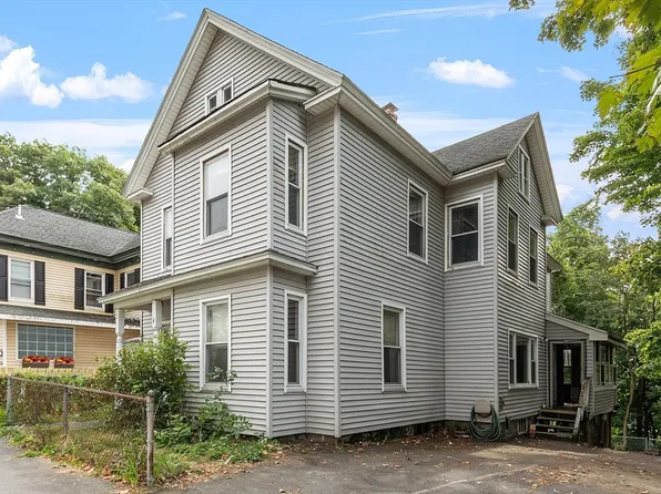 75 Durant St, Lowell, MA 01850