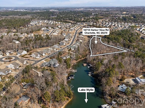 3rd image of 16715 Harbor View Rd