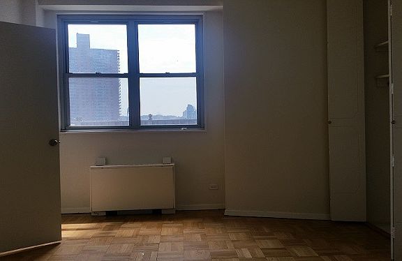 4th image of 2508 Johnson Ave #12C