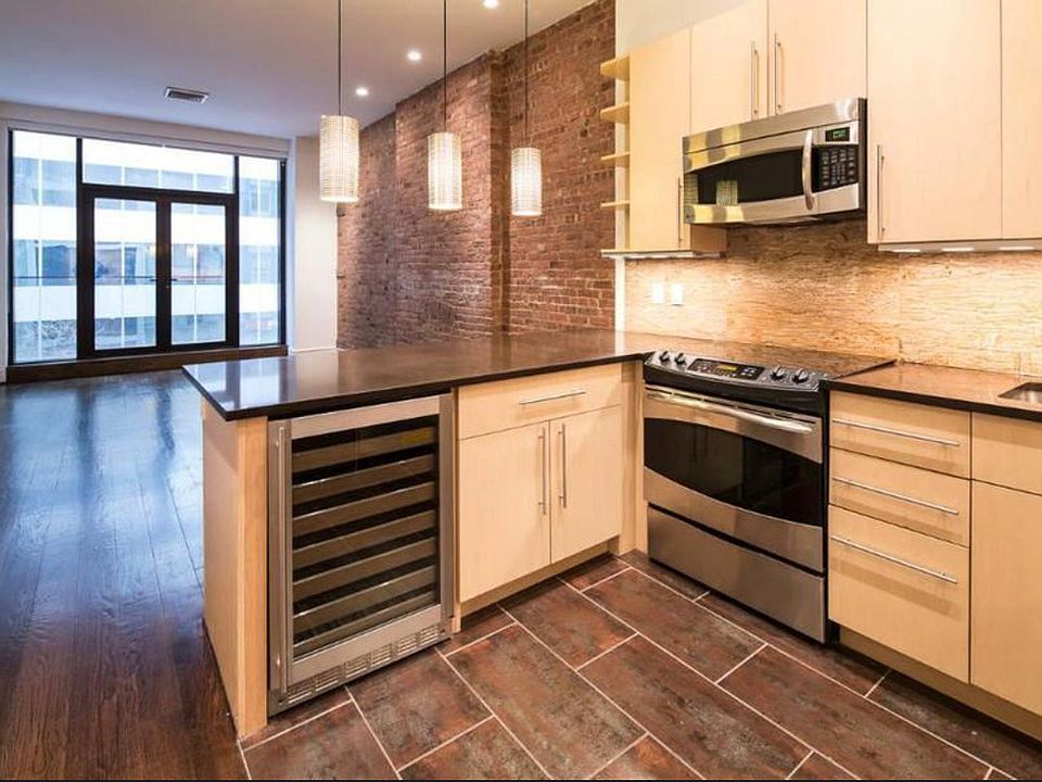 1st image of 536 Madison Ave APT 4