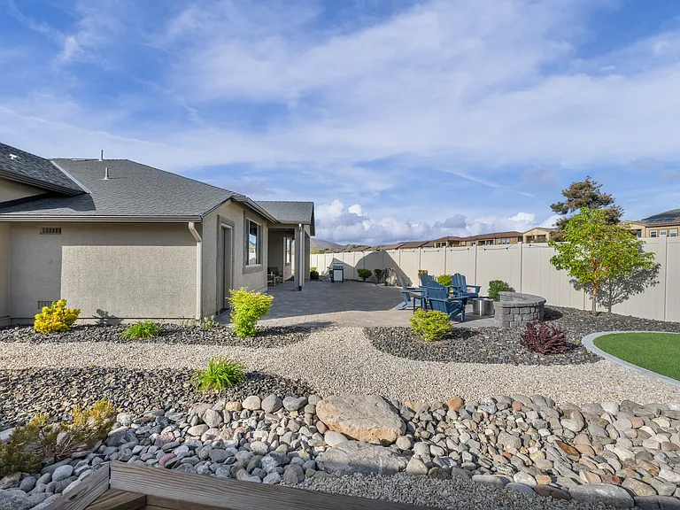 518 Riverbed Cir — Photo 48