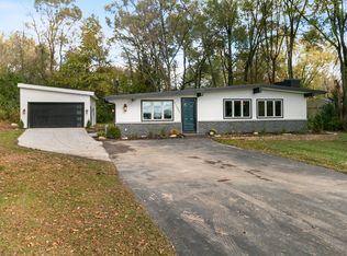 17980 Martin Dr, Brookfield, WI 53045