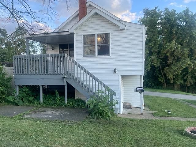 front of house with porch