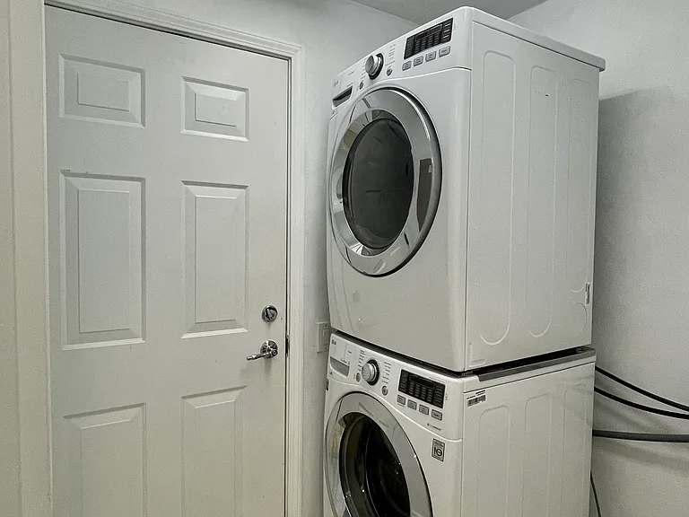 820 Lantern Way #101 — Photo 15