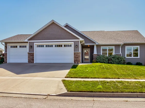 2736 Danbury Rd, Ames, IA 50010