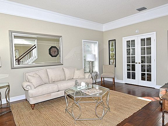 5th image of 180 Satinwood Lane