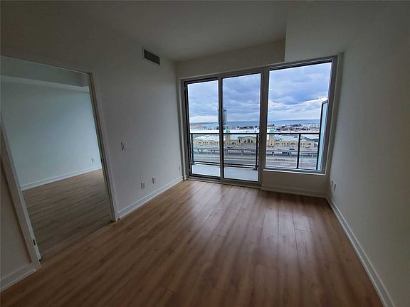 4th image of 135 Liberty St #1901