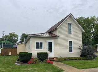 355 W Lincoln St, Nappanee, IN 46550