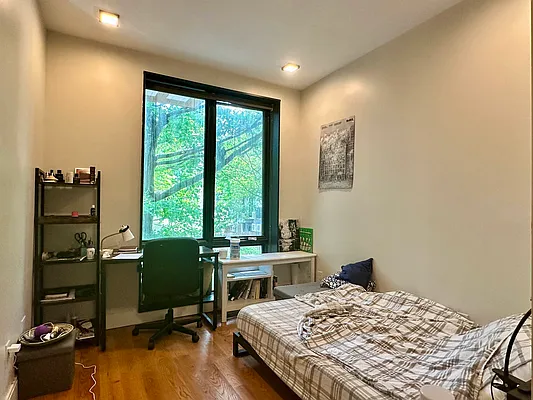 Rented by MADEHOME | media 25