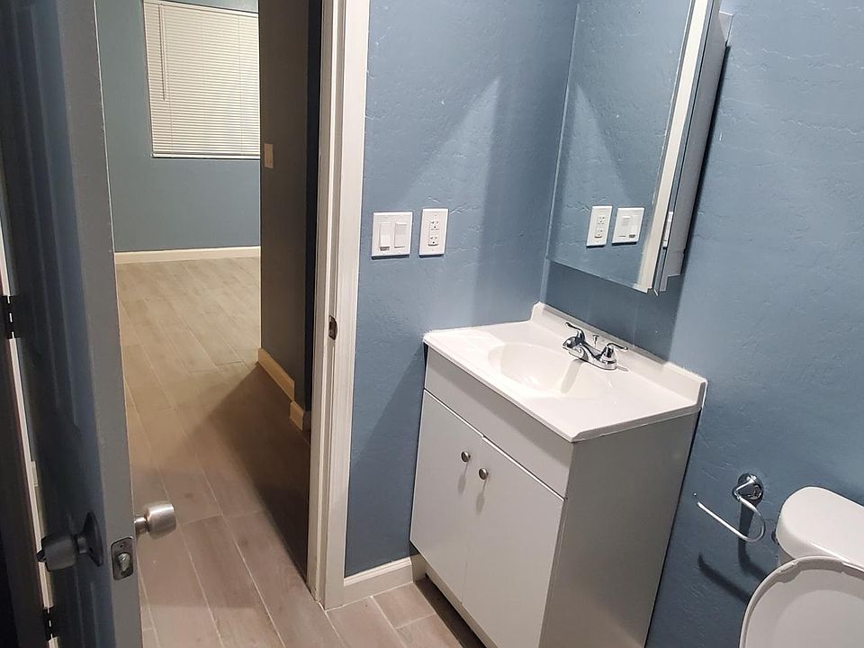 2nd image of 1146 W Apache St APT 2