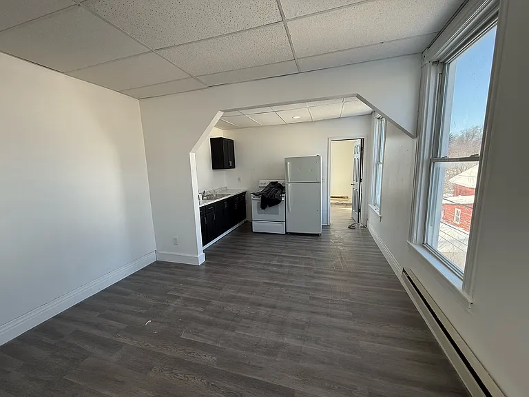 4 W Church St #6 — Photo 2