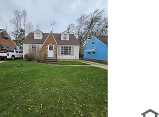 300 E 264th St, Euclid, OH