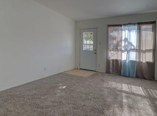 955 Brook Cir, Las Cruces, NM 88001
