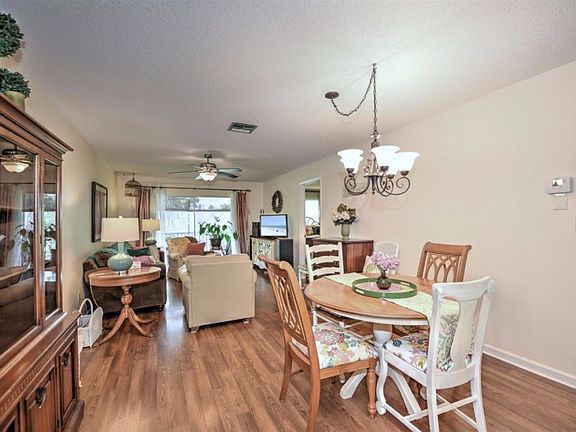 5th image of 7019 New Post Dr APT 6