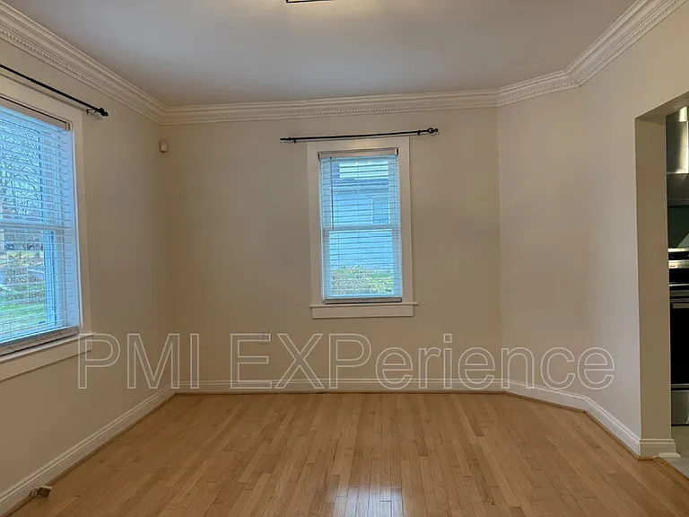 8203 Comet Dr — Photo 5