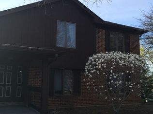 90 Golfview Ln APT C, Frankfort, IL