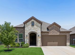 11233 Gold Pan Trl, Aubrey, TX 76227