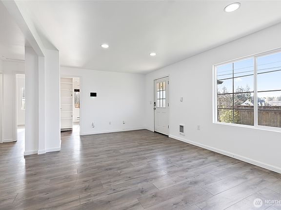 4th image of 9719 Sheridan Avenue S