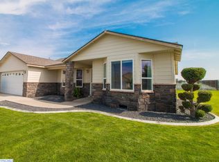 5301 Buchanan Ln, Pasco, WA 99301