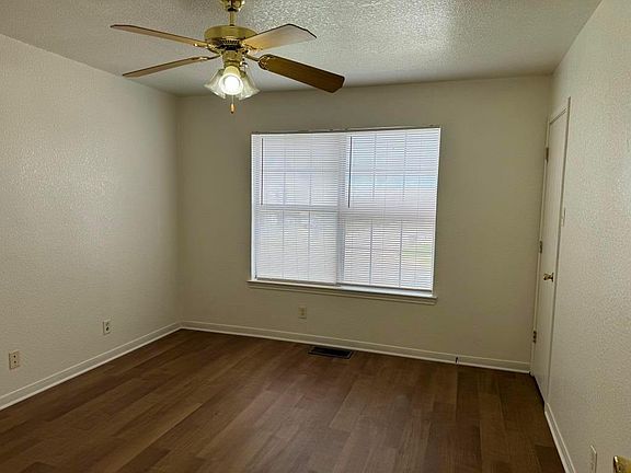 3rd image of 3312 Cantabrian Dr APT D