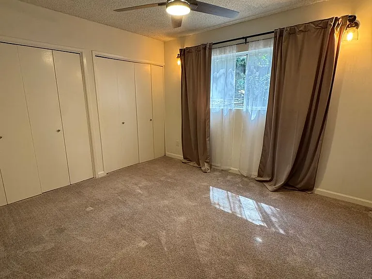 4140 Meadow Lark Dr — Photo 8