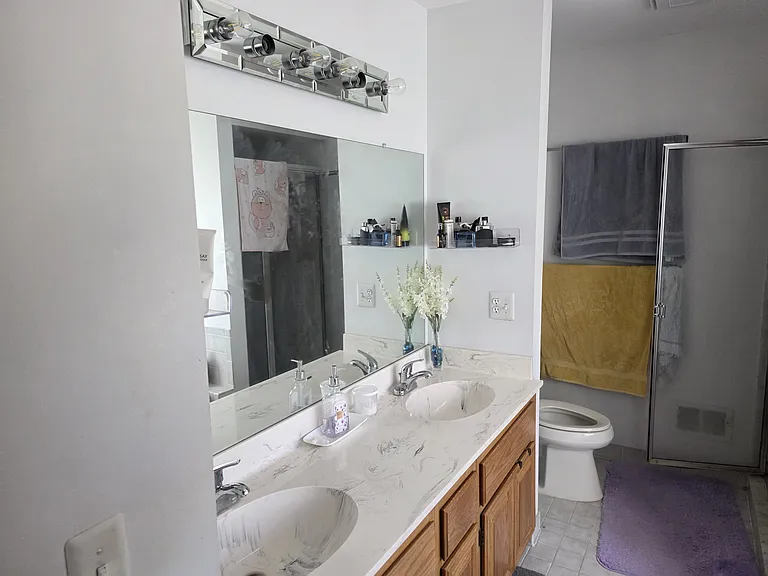 1152 Congress Dr — Photo 19