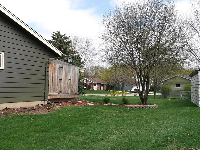1501 David Ln — Photo 6