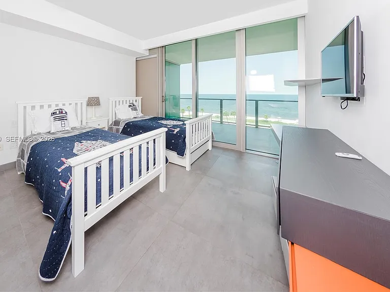350 Ocean Dr #604N — Photo 25