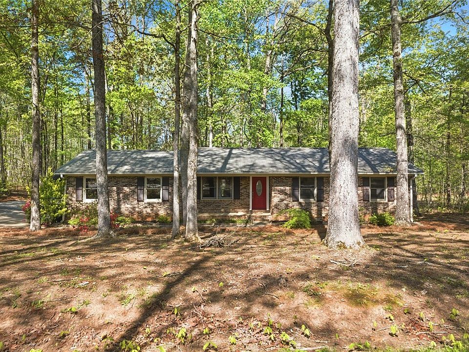 1st image of 275 Mountain Springs Rd