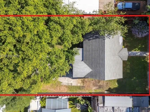 2271 SW 11th St, Miami, FL 33135