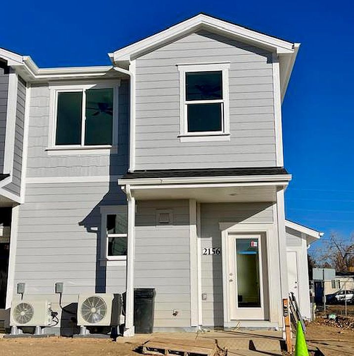 2nd image of 2150 Violet Ave