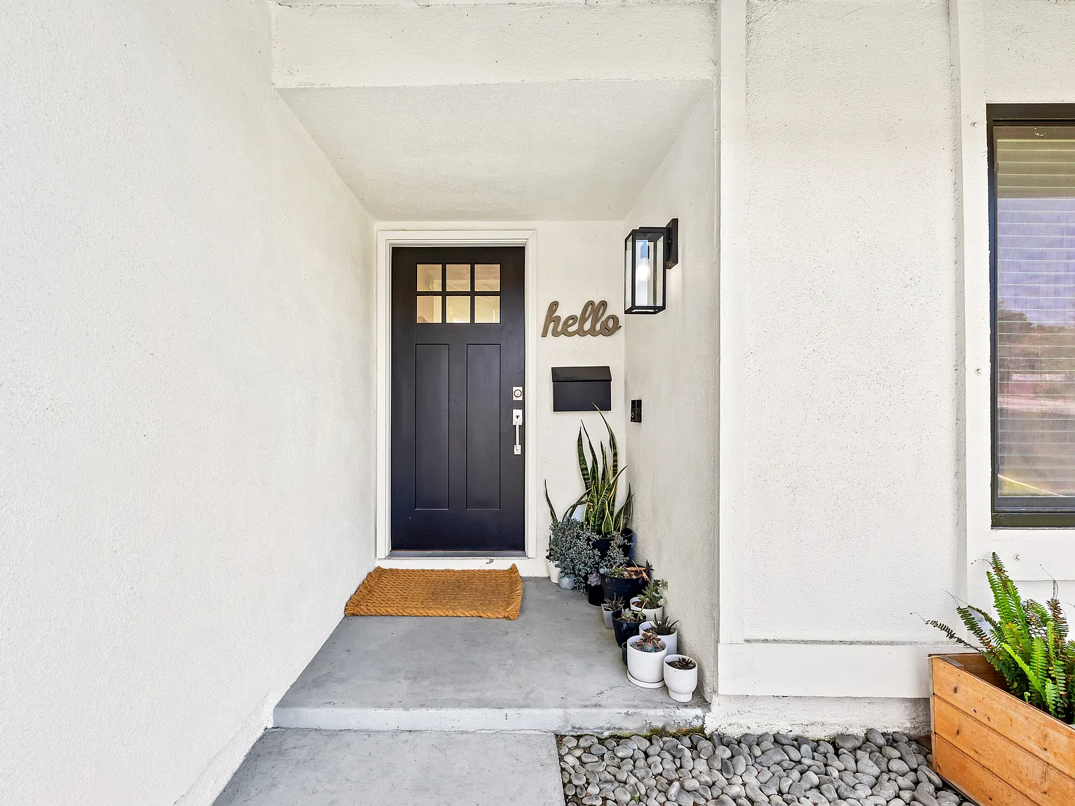 3 bed, 1203 sqft, $5,000 — Photo 2