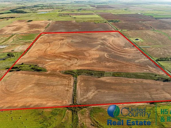 2410 County Rd, Mountain View, OK 73062