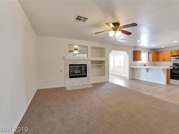 4th image of 8693 White River Dr
