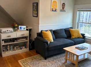 28 Blake St APT 4, Cambridge, MA 02140