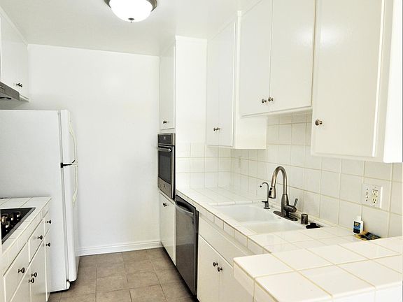 3rd image of 1831 Parnell Ave APT 4