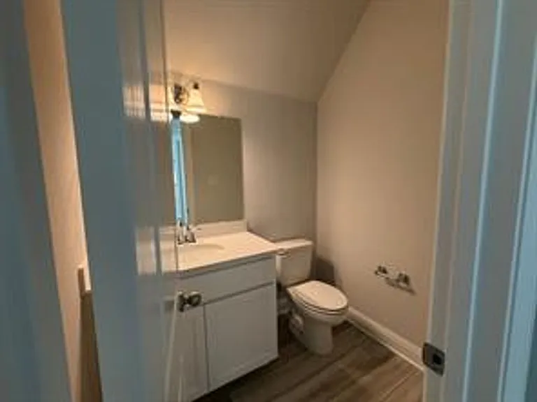 509 Wexford Dr — Photo 22