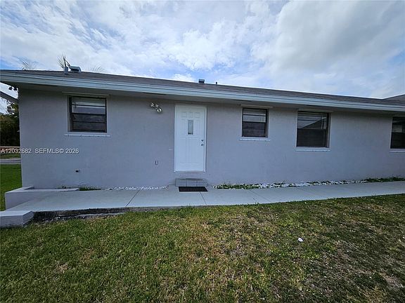 5th image of 4149 SW 52nd St #1