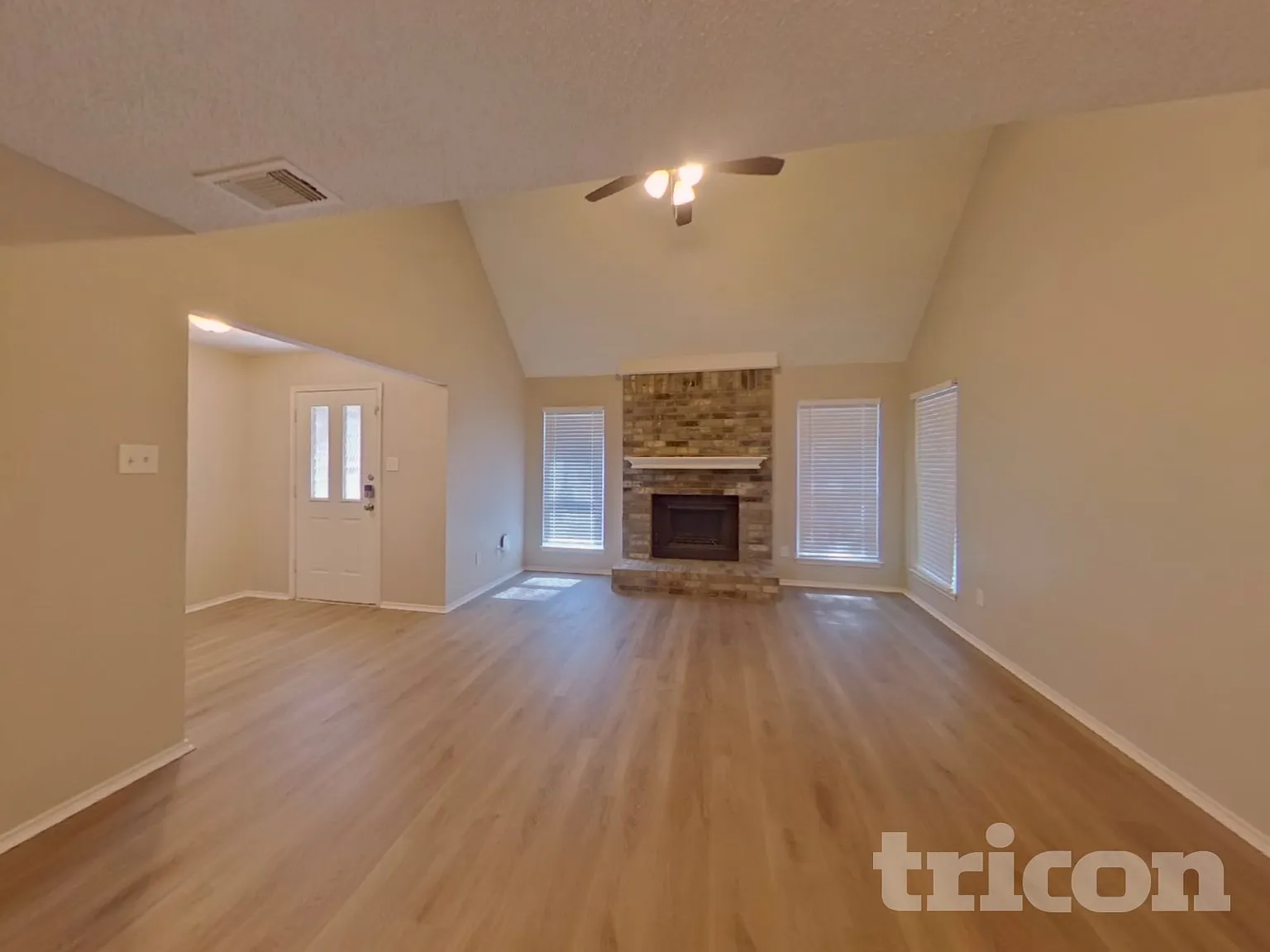 1649 Independence Rd Blue Mound TX — Photo 3