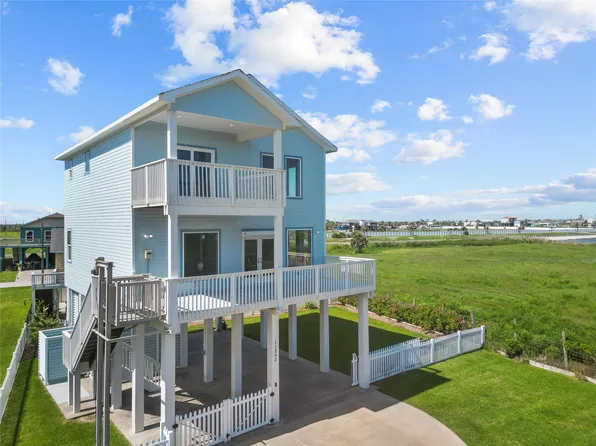 11202 Reagor Way, Galveston, TX 77554