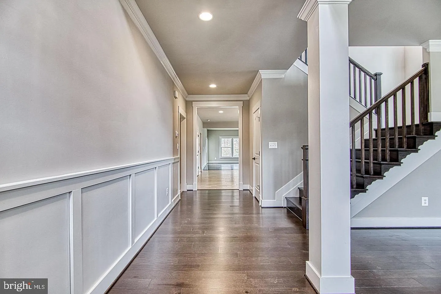 6 bed, 6.0 bath, 4213 sqft, $6,500 — Photo 2