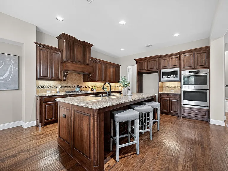 1651 Saddle Tree Rd — Photo 3
