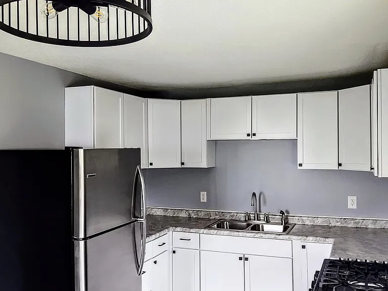 1759 Welshire Dr — Photo 6