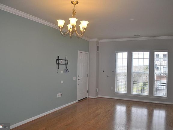 Living & Dining Area