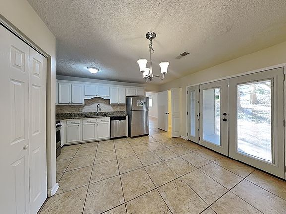 3rd image of 4569 S Landing Dr