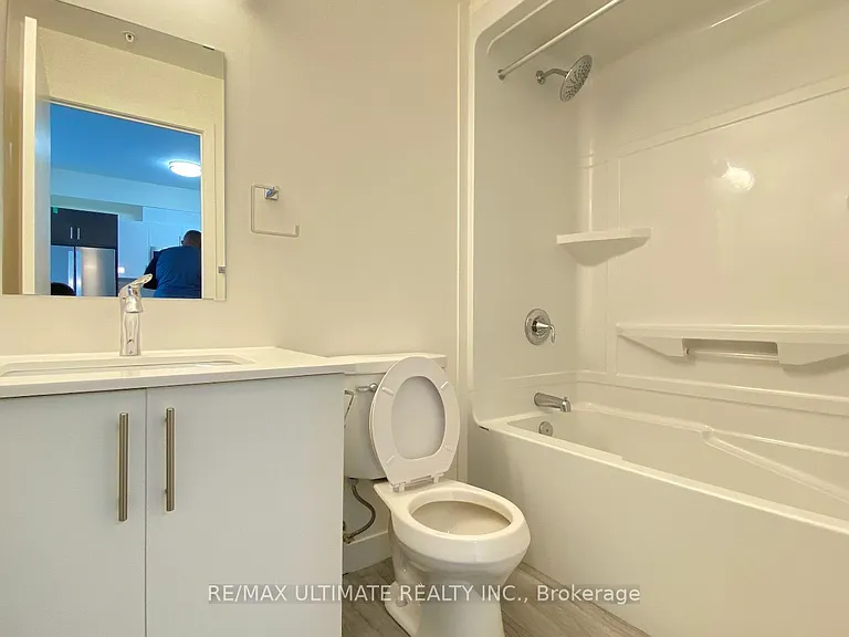 128 King St N #710 — Photo 15