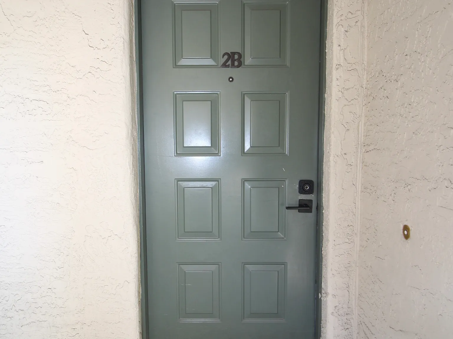 2 bed, 1334 sqft, $4,995 — Photo 2